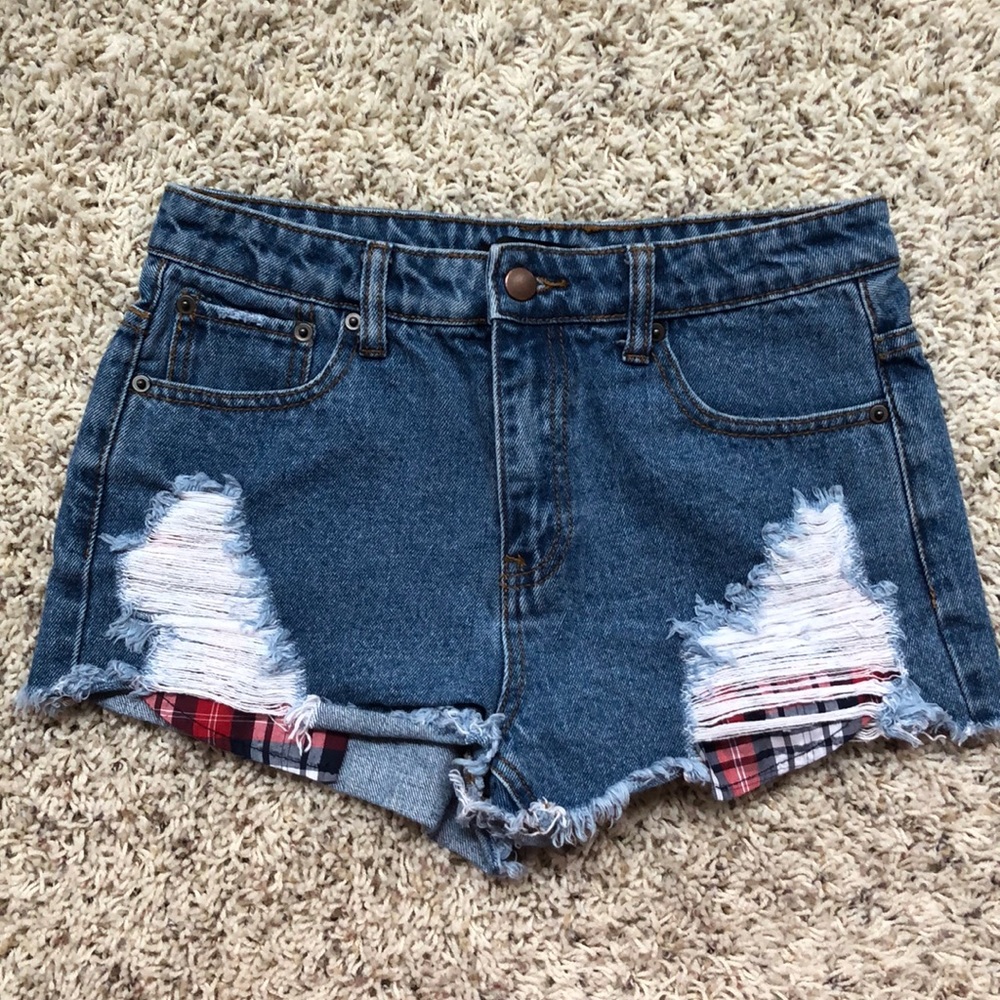 Forever 21 Americana distressed denim shorts